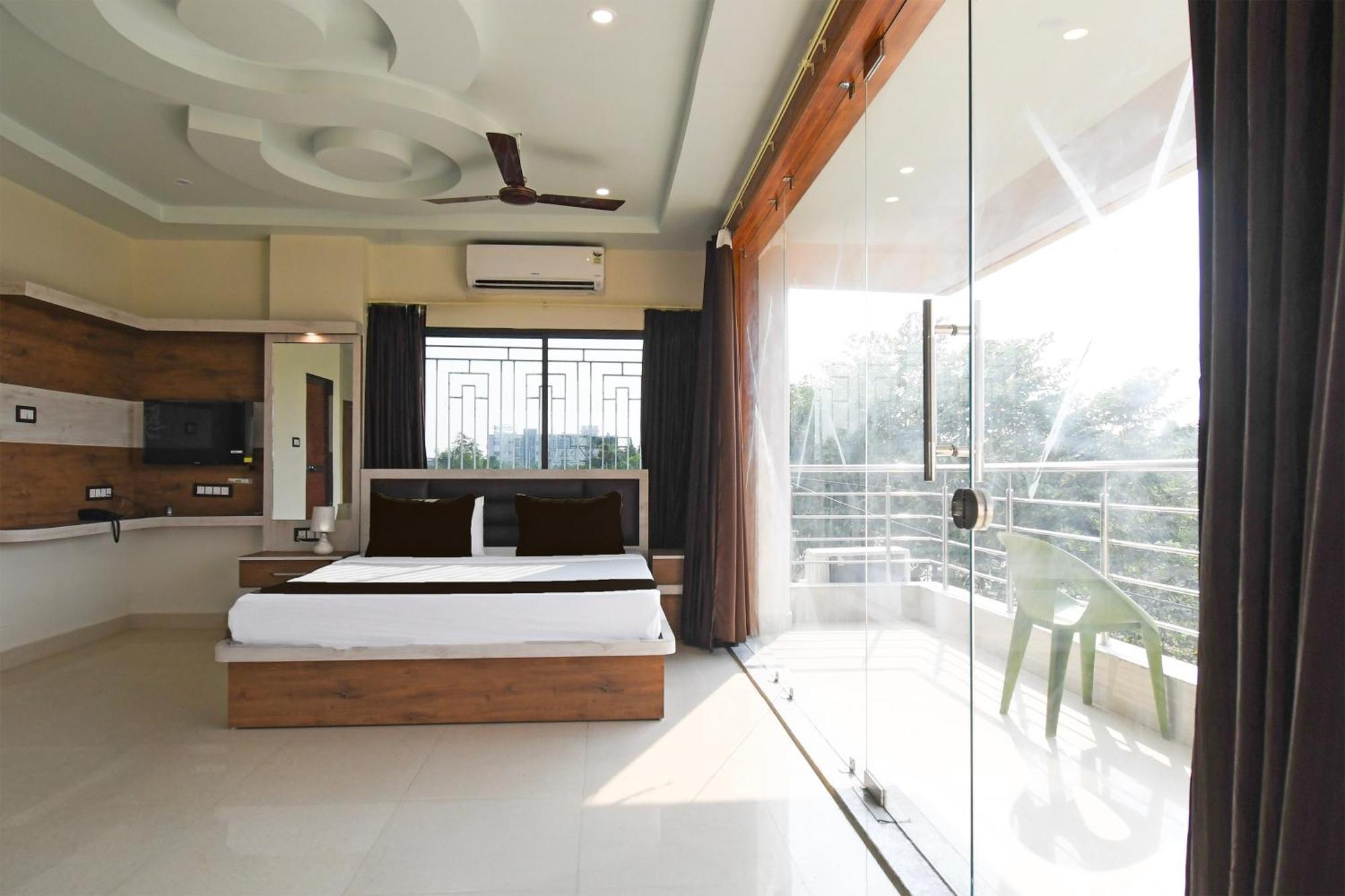 Hotel O Nilmadhab International Tarapith Eksteriør bilde